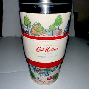 Tumbler/Mug thermal cup wit a beautiful classic cath kidston design.